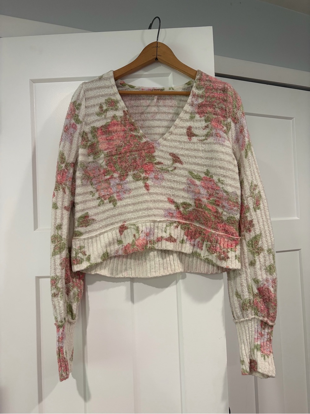 Free People Bed of Roses Sweater 🌹